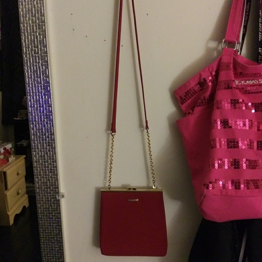 Small red and gold Liz Claiborne crossbody bag.
